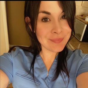 Meet your Posher, Raquel